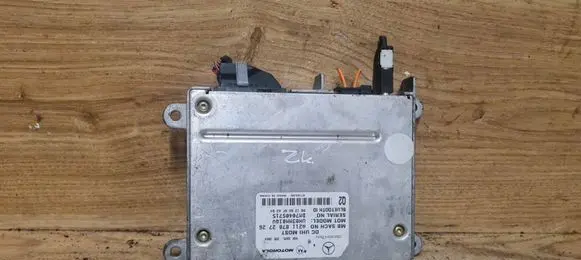 Mercedes-Benz S W220 Bluetooth control unit module A2118702726