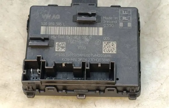 Audi A3 8Y Door control unit/module 5Q0959595L 8W1959595D