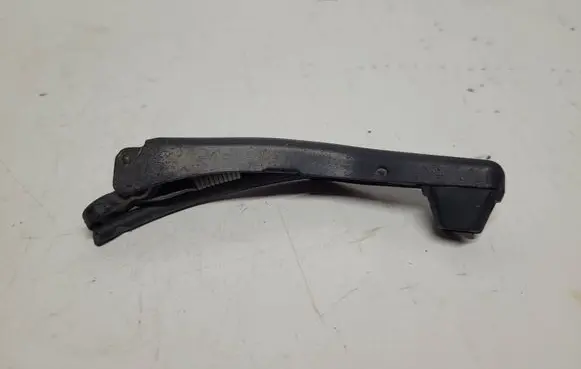 Volvo V70 Headlight wiper arm 