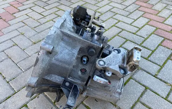 Peugeot Rifter Manual 6 speed gearbox 20v254