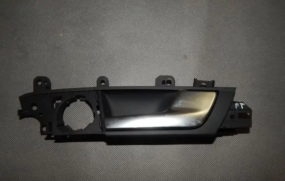 Audi A3 S3 8P Front door interior handle 8P4837020D