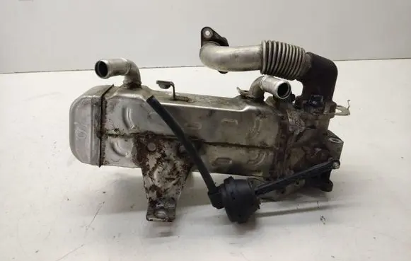 Hyundai ix35 EGR valve cooler 284162F140 20120404