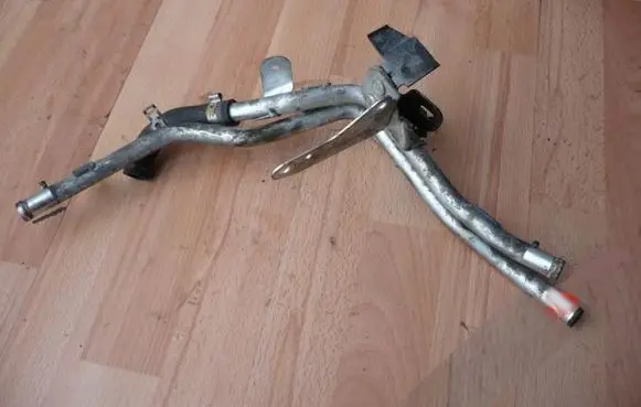 Renault Master II Engine coolant pipe/hose