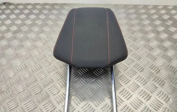 Peugeot 308 Front seat headrest 