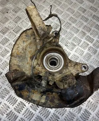 Lexus RX 300 Front wheel hub 