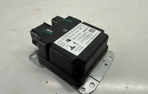Tesla Model X Airbag control unit/module 103676700A