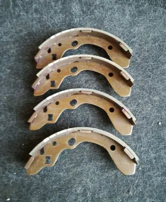 Mazda 323 Brake pads (rear) 