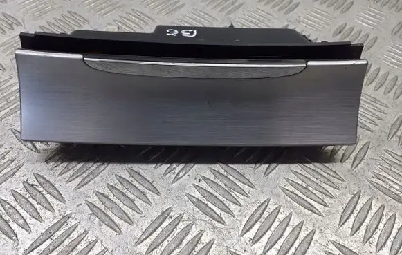 Volkswagen PASSAT B6 Car ashtray 3C0863284