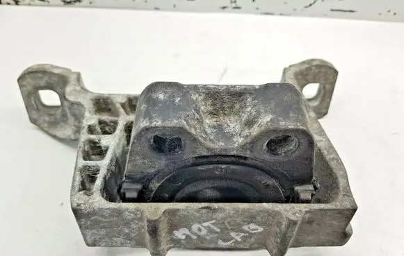 Ford Focus C-MAX Engine mount bracket 326B40 nr3981