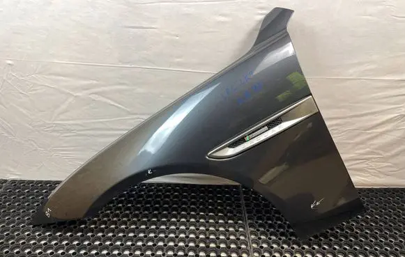 Jaguar XE Fender