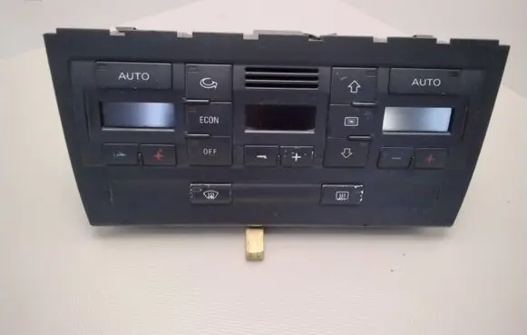Audi A4 S4 B5 8D Climate control unit 8E0820043B