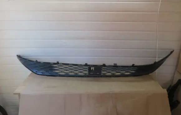 Volkswagen Transporter - Caravelle T7 Front bumper 7T0853663A