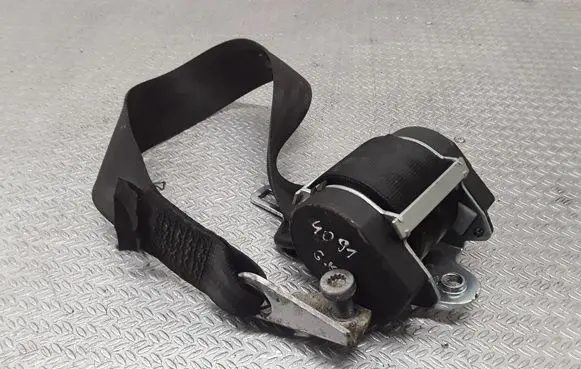 Seat Leon (1P) Rear seatbelt 1P0857805C