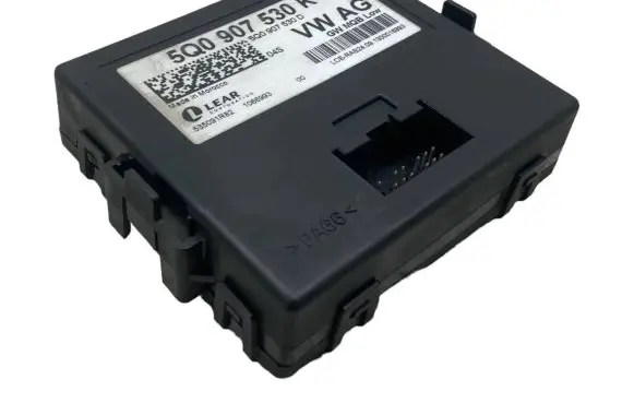 Skoda Octavia Mk3 (5E) Gateway control module 5Q0907530K 5Q0907530D