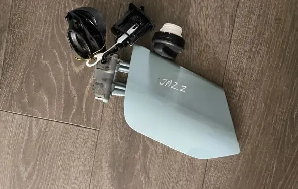 Honda Jazz IV GR Fuel tank cap TZA4J