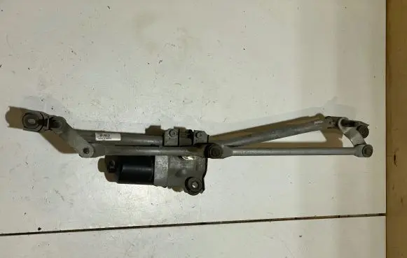 Ford Mustang VI Front wiper linkage and motor FR3B17500AC