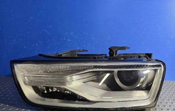 Audi Q3 8U Headlight/headlamp 8U0941005C