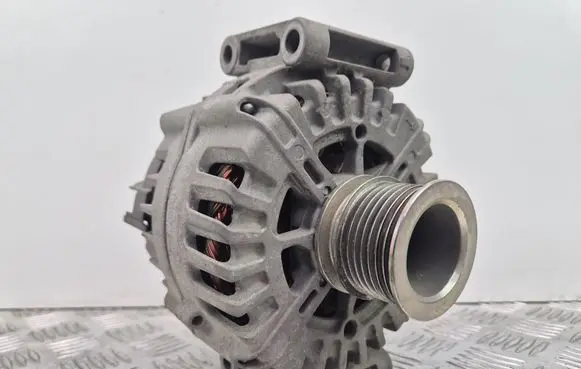 Mercedes-Benz E W212 Generator/alternator A0009062722