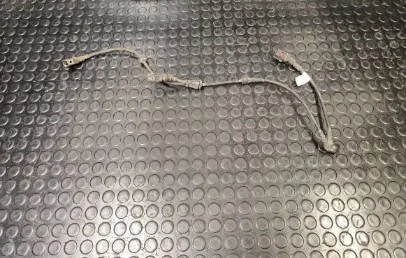 Volkswagen Touareg II Front ABS sensor wiring 7P0971279A