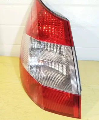 Renault Scenic II - Grand scenic II Rear/tail lights 2SK00865907 8200493374
