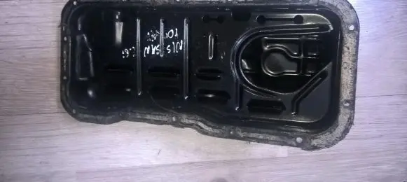 Nissan Sunny Oil sump
