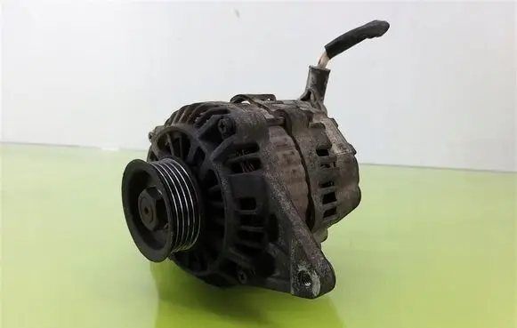 Mitsubishi Lancer VIII Generator/alternator MN183018