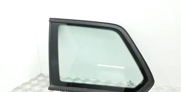 Volkswagen Golf VII Rear side window 5G9845297