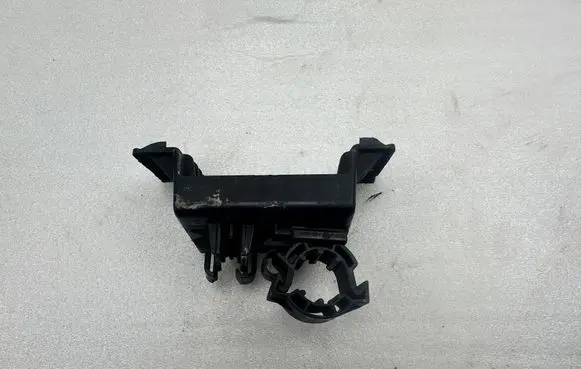 Volkswagen Tiguan Other engine bay part 5Q0820769