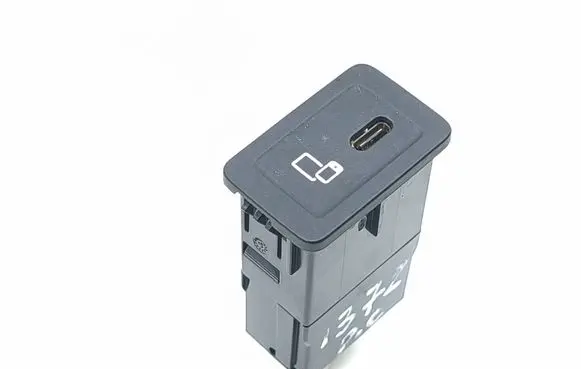 Mercedes-Benz GLC AMG USB socket connector A2478209000 0012673
