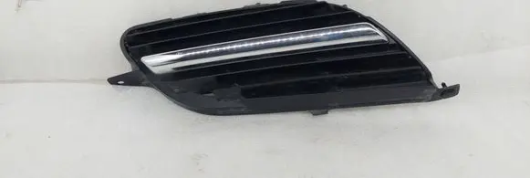 Nissan Almera Tino Front bumper lower grill 9381M020 2615102
