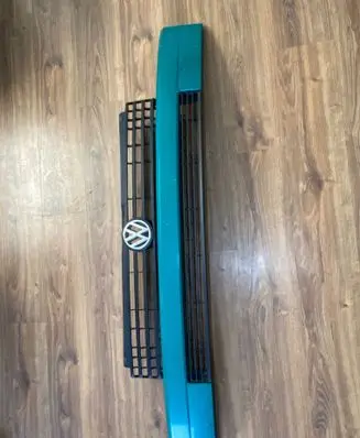 Volkswagen Transporter - Caravelle T4 Front grill 701853653