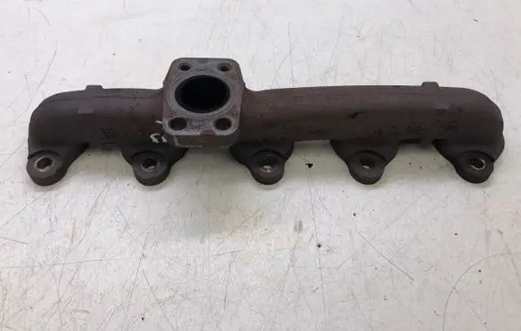 Citroen DS3 Exhaust manifold