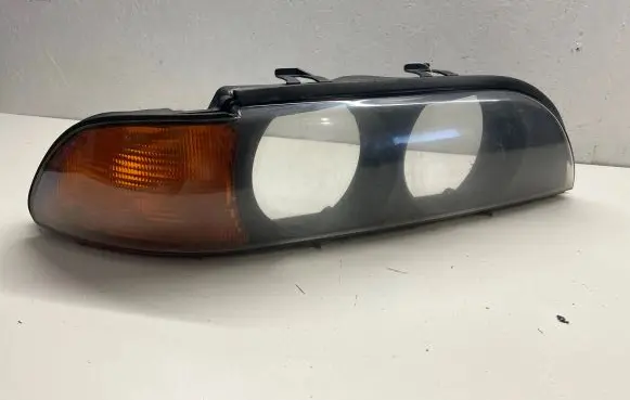 BMW 5 E39 Under headlight/headlamp trim 