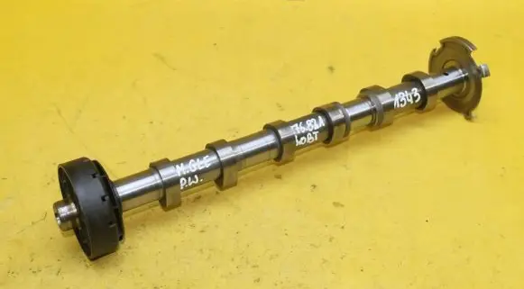 Mercedes-Benz S W222 Camshaft 