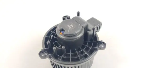 Suzuki Swift IV Heater fan/blower 241114