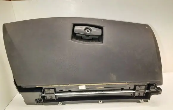 BMW 5 E60 E61 Glove box 7034080