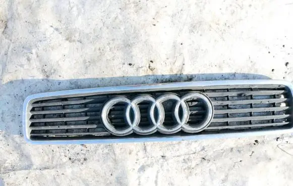 Audi A4 S4 B5 8D Front grill 8d0853651