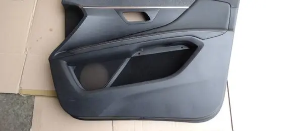 Peugeot 3008 II Front door card panel trim 