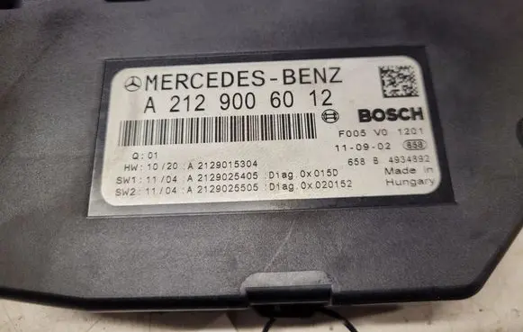 Mercedes-Benz E W212 Fuse module A2129006012 A2129015304