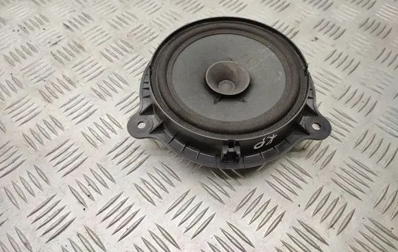 Renault Master III Front door speaker