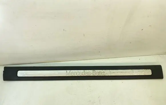 Mercedes-Benz B W245 Front sill trim cover A1696800074RE