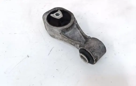 Nissan Juke I F15 Engine mount bracket XA8652110C