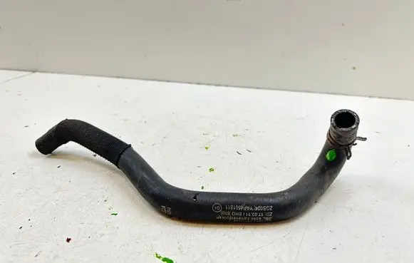 Engine coolant pipe/hose