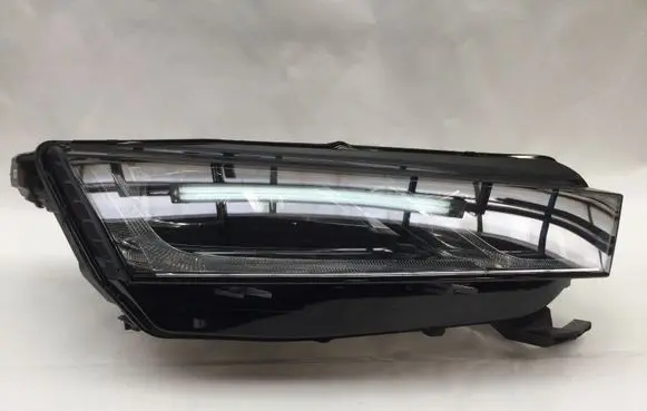 Skoda Octavia Mk4 Headlight/headlamp 5E4941016B