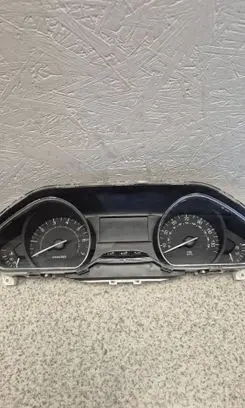 Peugeot 2008 I Speedometer (instrument cluster) E137HWH2 E137SWLL1100 769317790U
