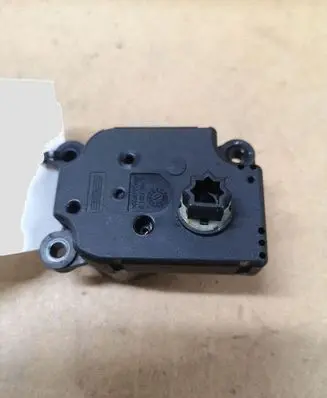 Citroen C5 Air flap motor/actuator 4PUH19E616AB 410473240
