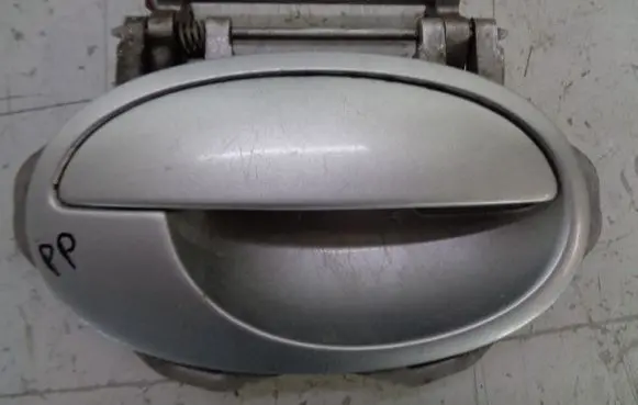 Opel Meriva A Front door exterior handle 