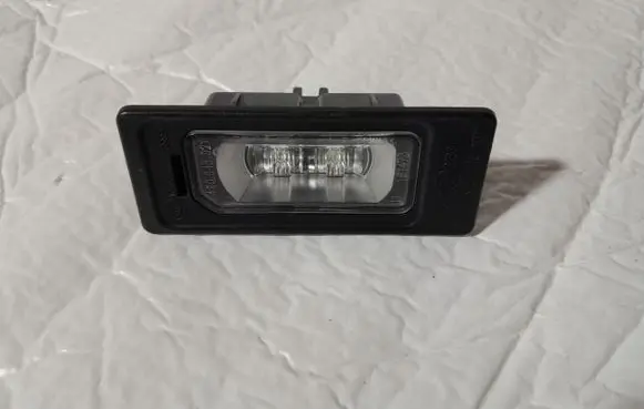 Audi A3 S3 8V Number plate light 4G0943021