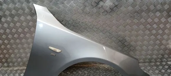 BMW 5 E60 E61 Fender