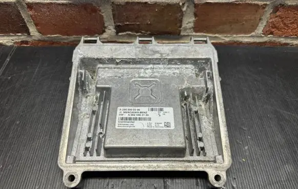 Mercedes-Benz A W169 Engine control unit/module A2669000300 5WK90982 A0024463140